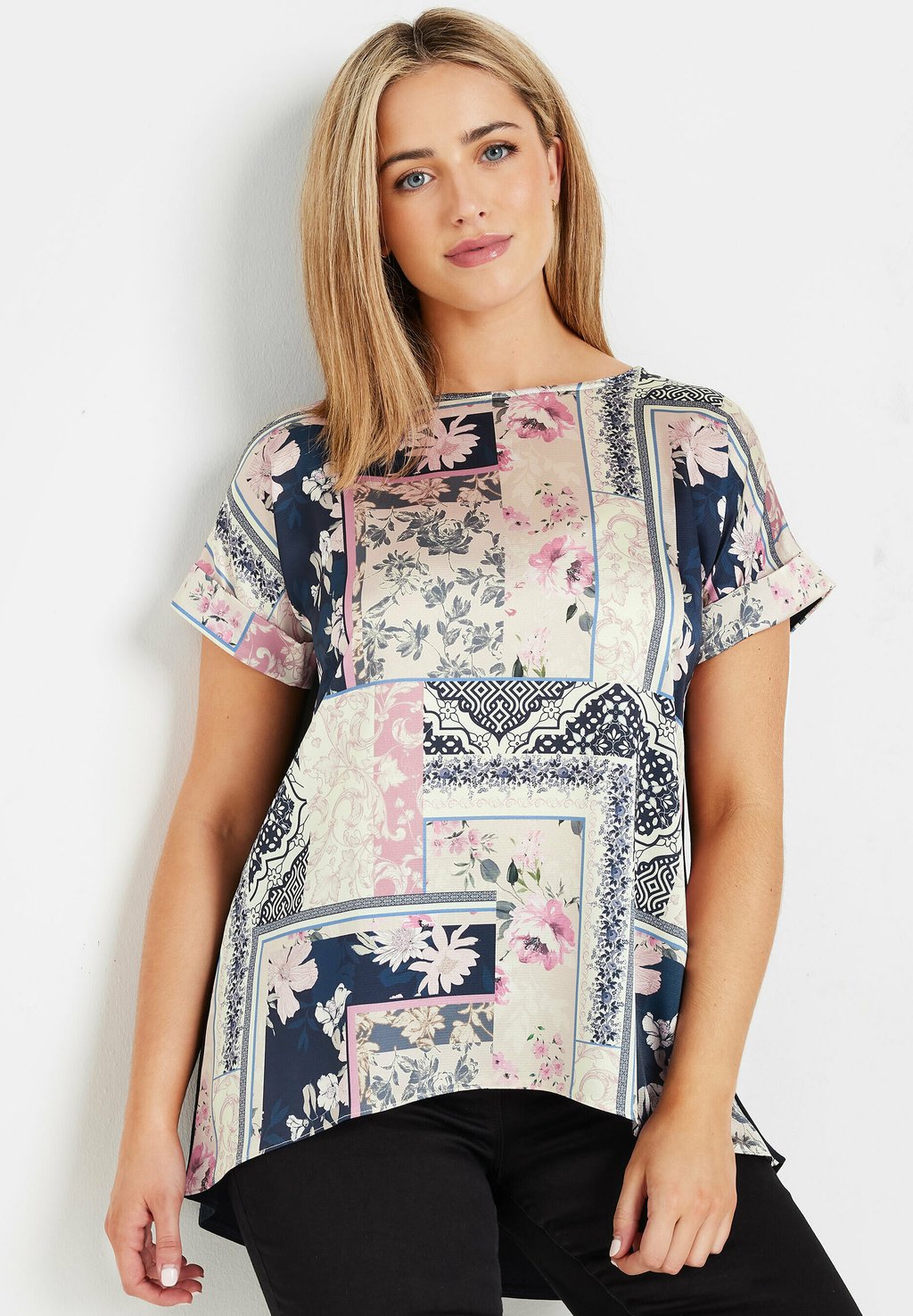 

Блуза Print T-shirt M&Co, синий