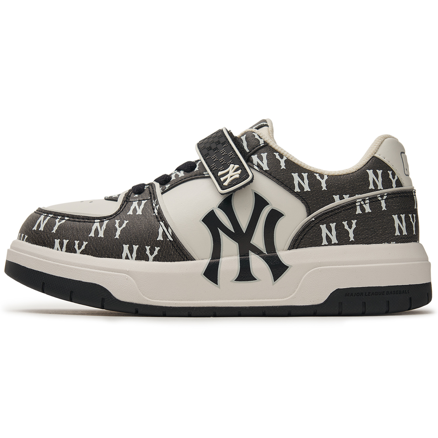 

Детские повседневные кроссовки New York Yankees с противоскользящим покрытием и износостойким низким верхом MLB, черный/белый