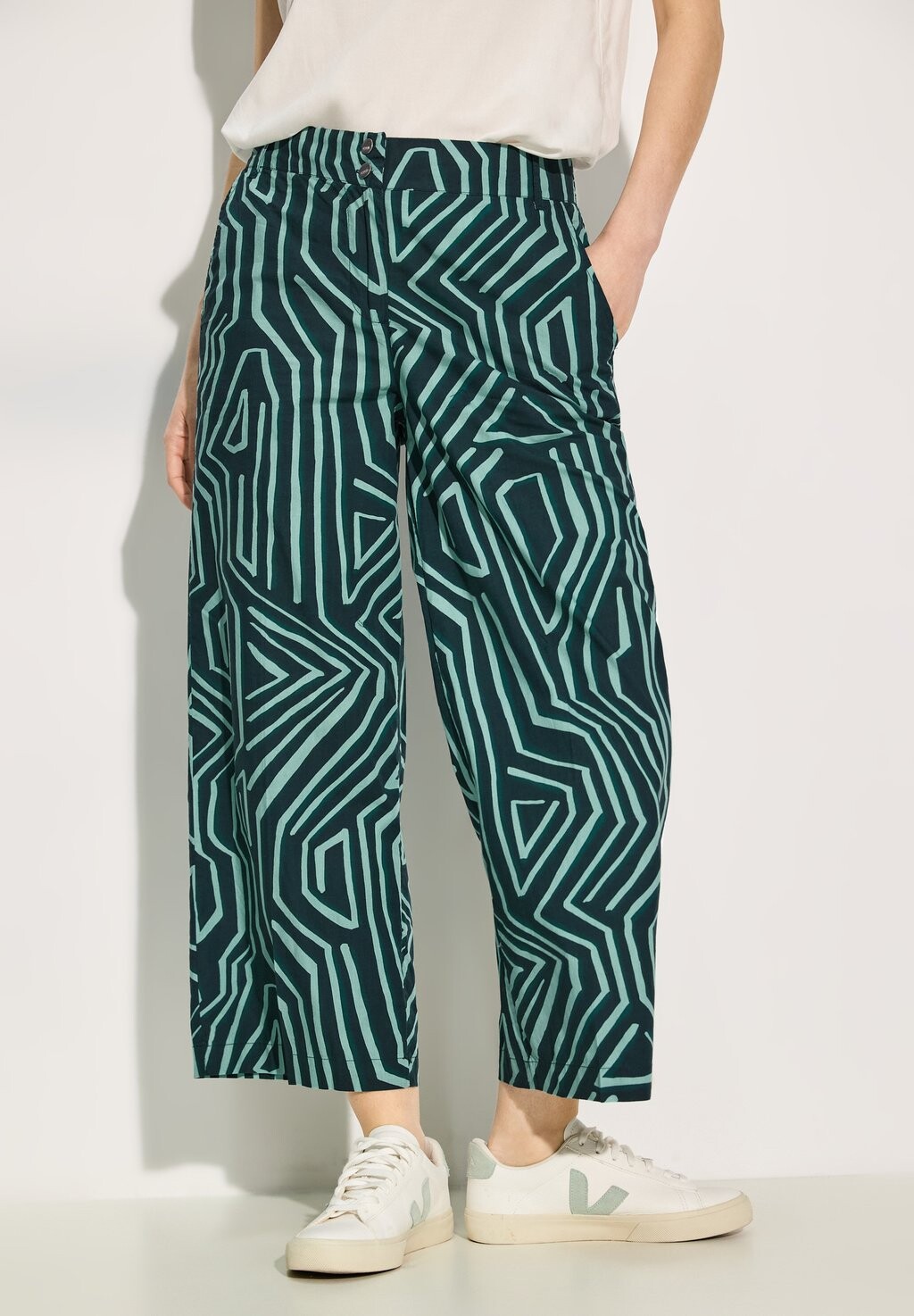 

Брюки LOOSE FIT Cecil, цвет Mottled Dark Green