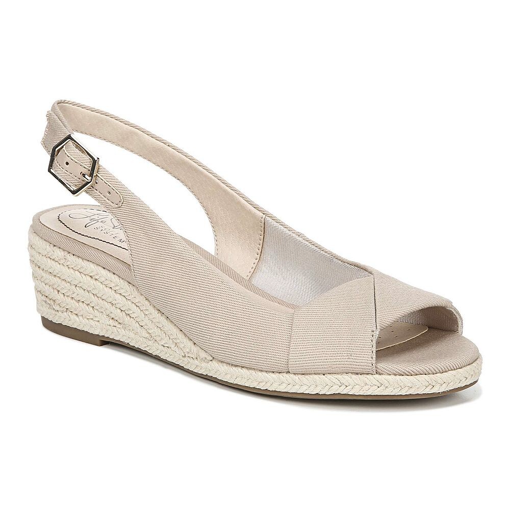 LifeЖенские босоножки на танкетке Stride Socialite LifeStride, цвет Taupe