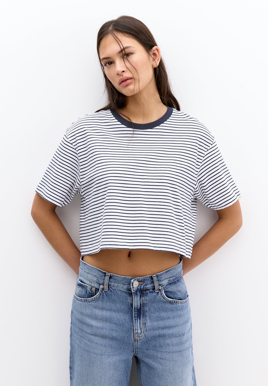 

Базовая футболка CROPPED SHORT SLEEVE PULL&BEAR, синий