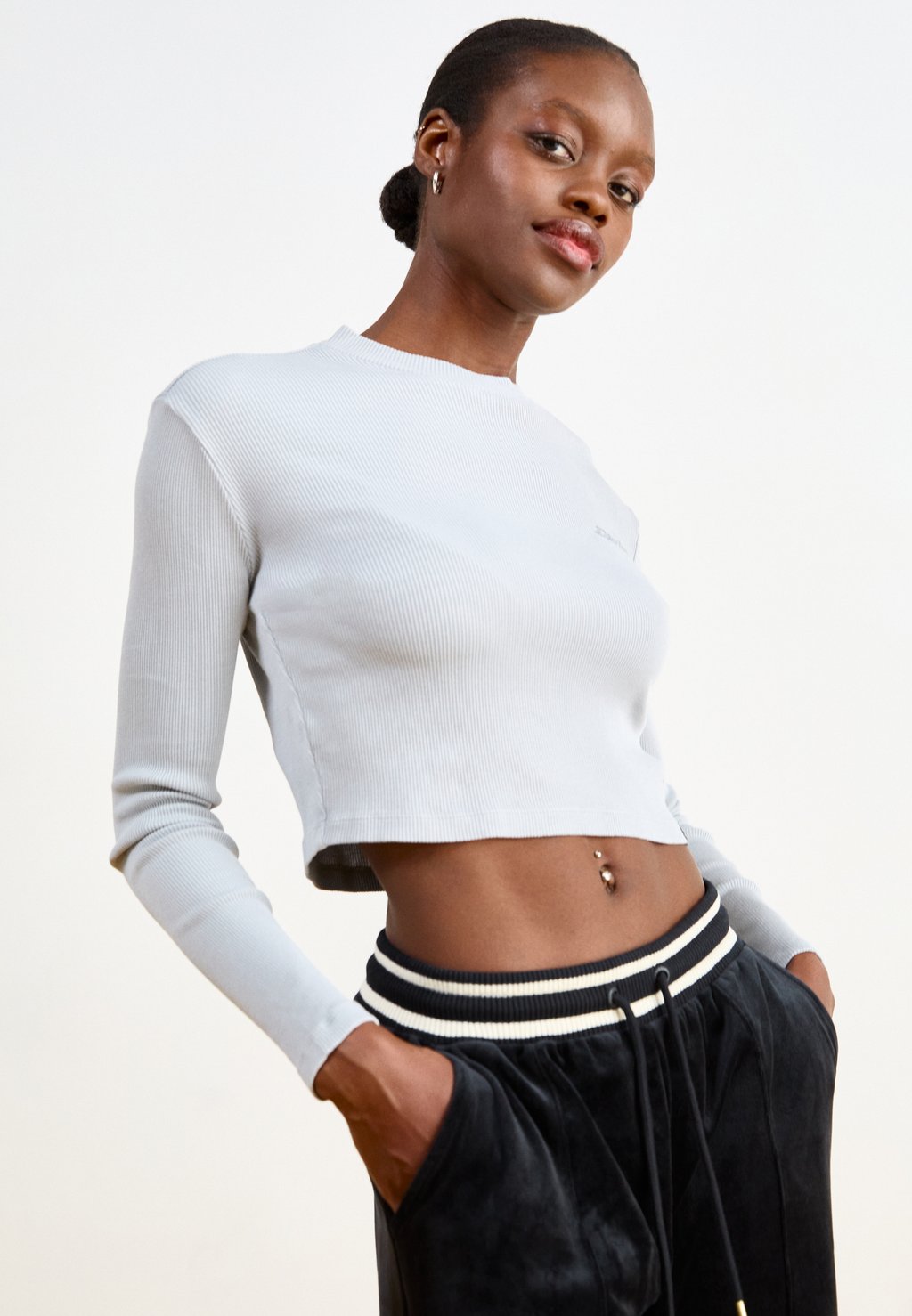 

Брюки Ellesse, черный