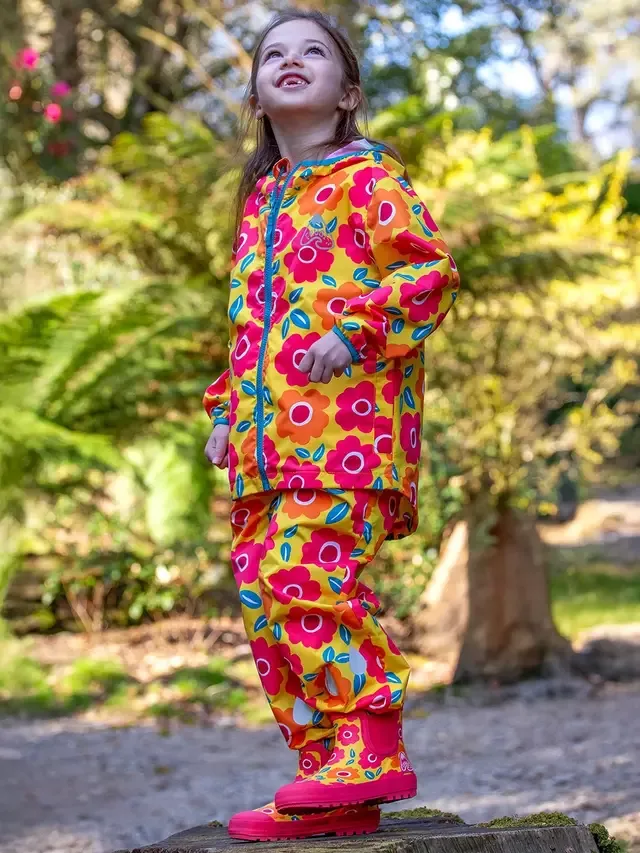 Детская водонепроницаемая куртка Rain Or Shine с цветочным принтом, Floral Fields Frugi — фото 2