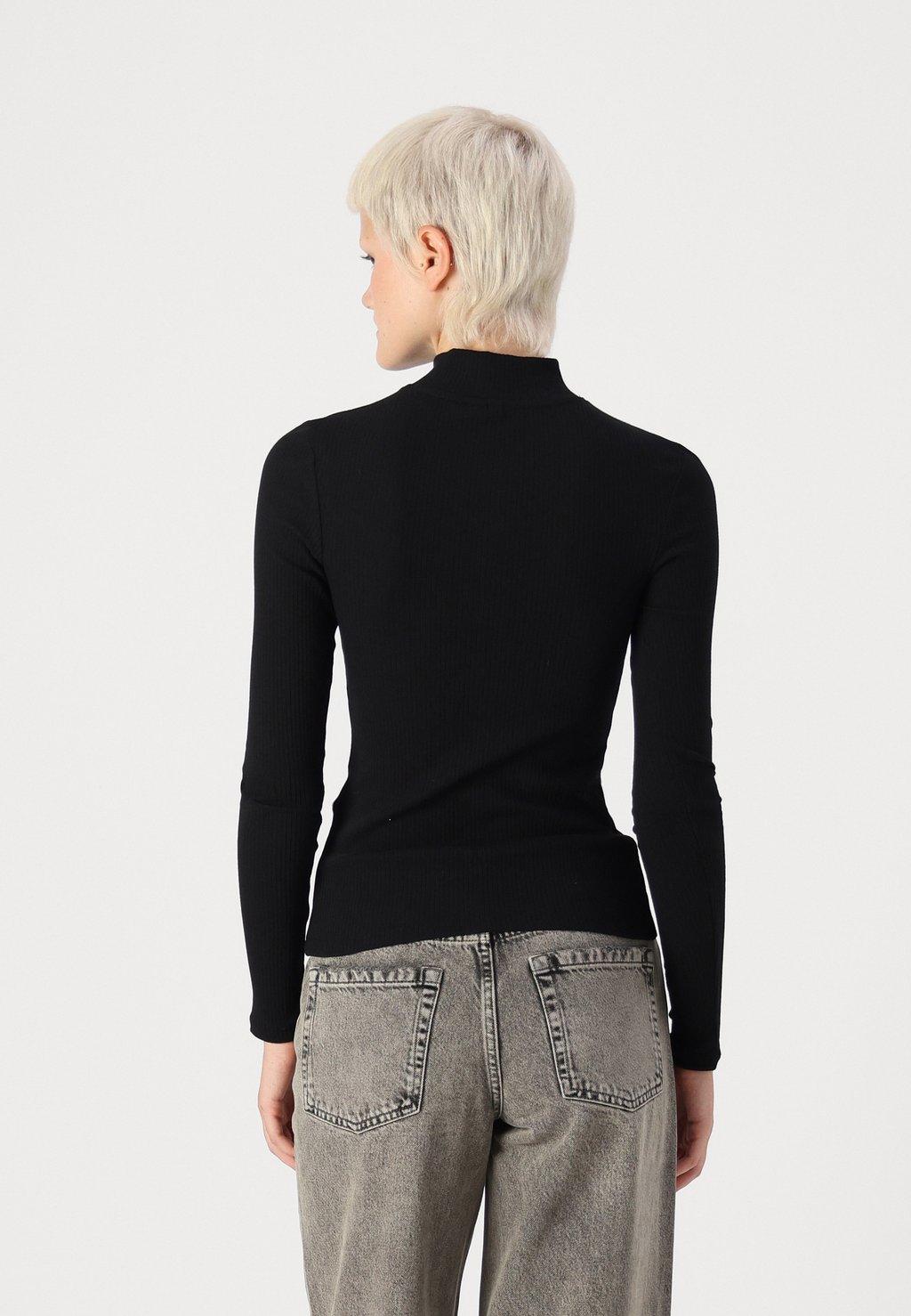 

Топ с длинными рукавами PCKITTE ZIP T-NECK Pieces, черный