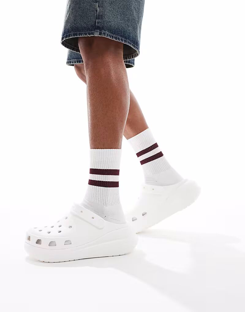 Сабо Crocs Crush белого цвета — фото 4