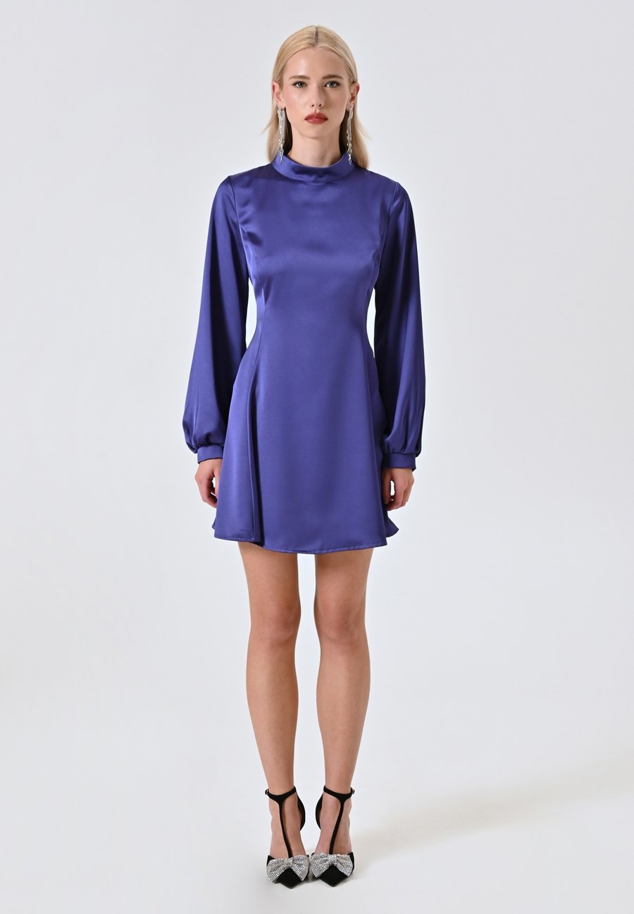 

Платье Rinascimento Cocktail dress / Party dress, Purple