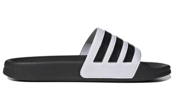 Тапочки оригинальные adilette душевые слайды Adidas, белый — фото 2
