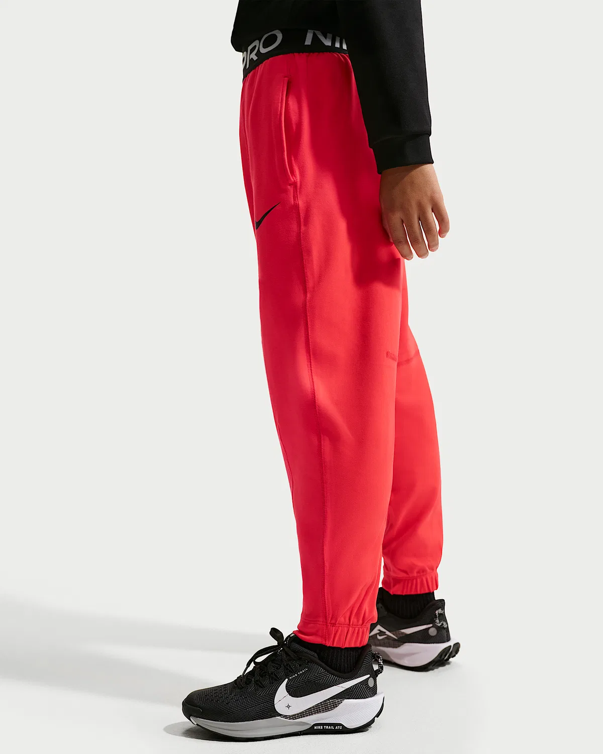 Детские (мальчики) спортивные штаны Nike Pro Dri-FIT из флиса, Light Crimson/White/Black — фото 3