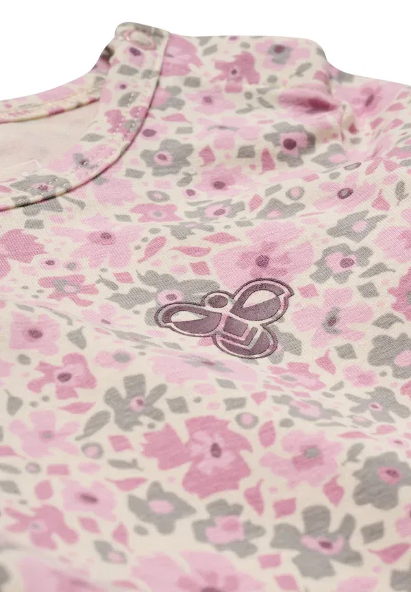 Футболка Hummel Mini flower aop body, розовый нектар — фото 3
