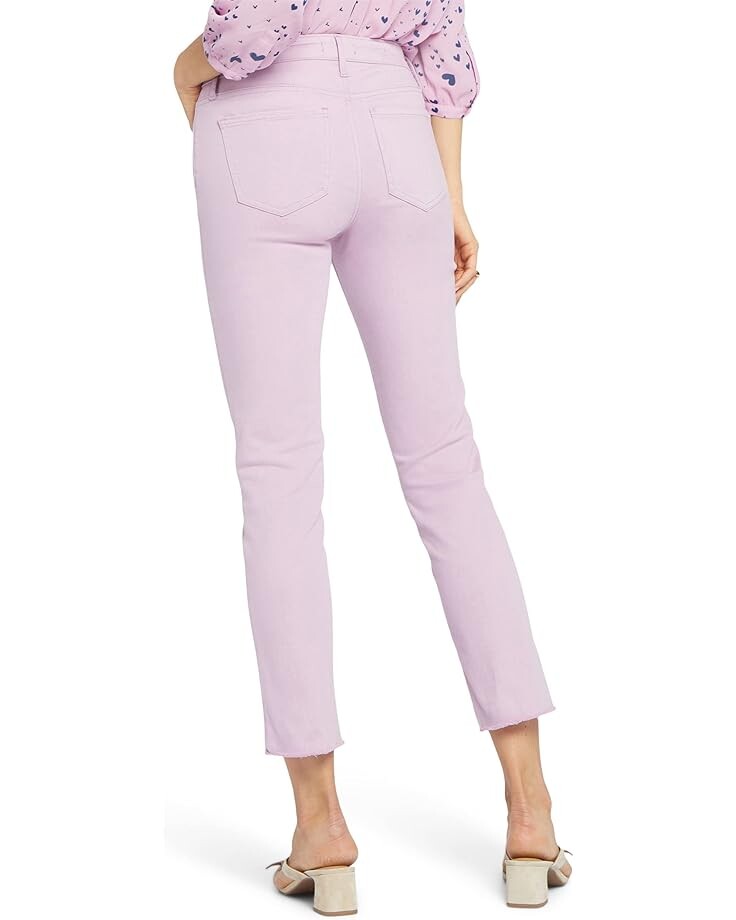 

Джинсы NYDJ Sheri Ankle Fray Hem in Mauve Mist, цвет Mauve Mist