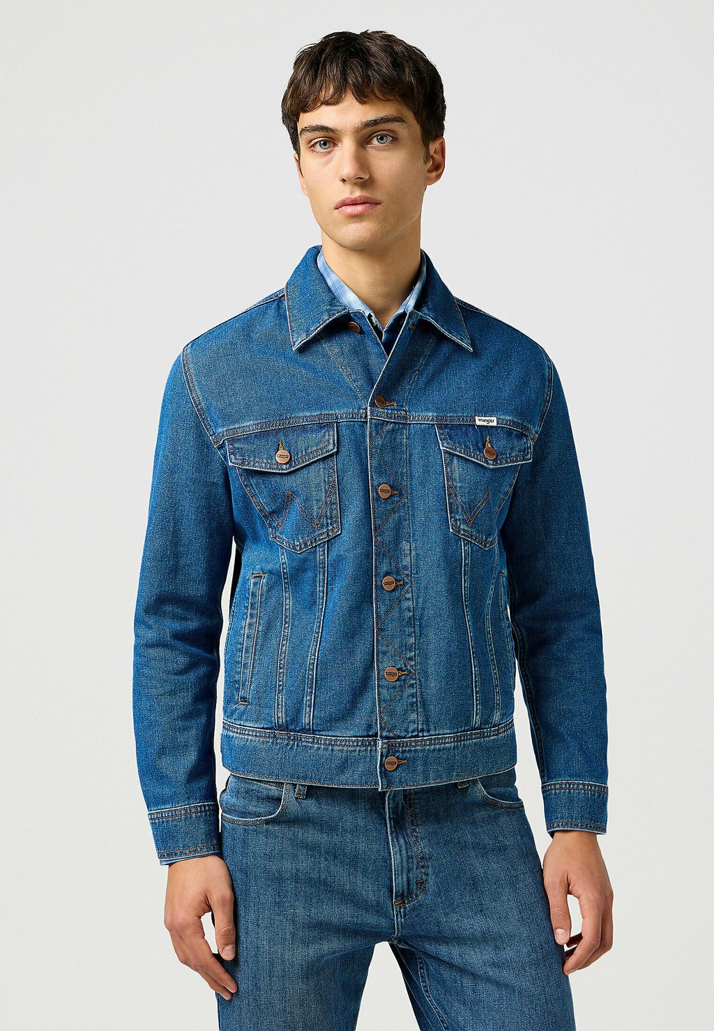 

Джинсовая куртка CLASSIC Wrangler, цвет Royal Blue