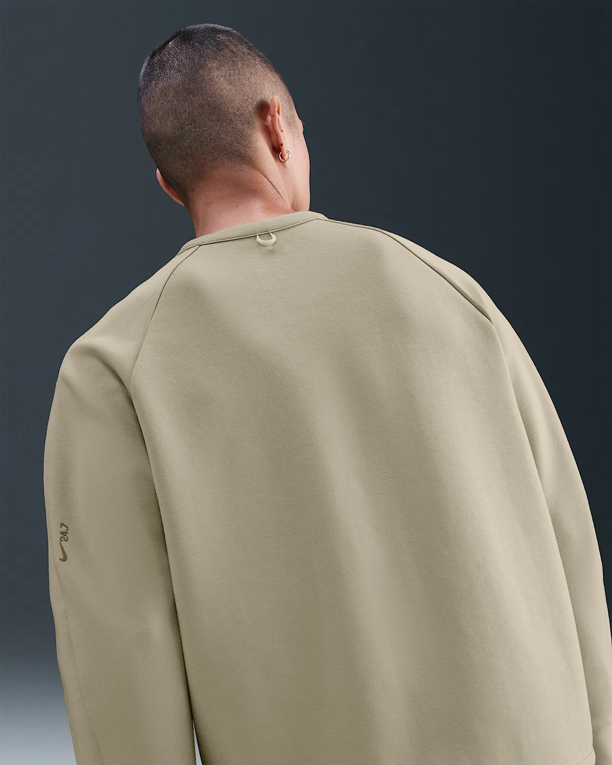 Мужская футболка Nike 24.7 ImpossiblySoft Dri-FIT Crew, Desert Khaki/Khaki — фото 2