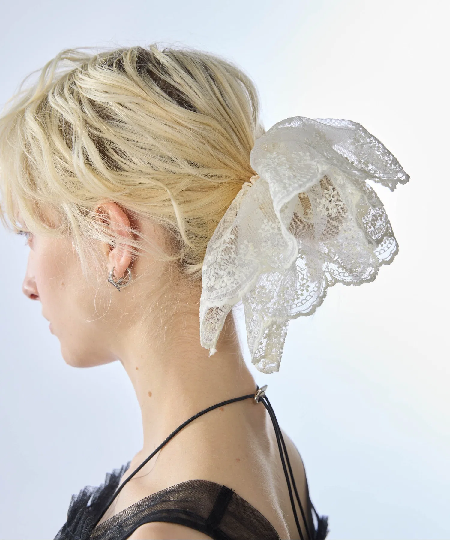 Шелковый шушу Carmelo Veiled Lace Chouchou черный — фото 3