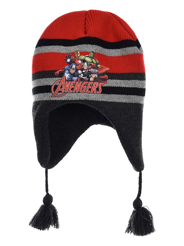 

Шапка Avengers, красный
