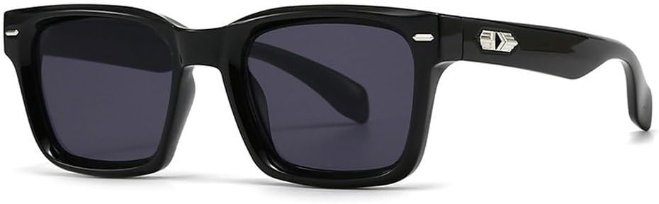 

Женские солнцезащитные очки квадратной формы с градиентным переходом цвета UV400, в стиле ретро с заклепками, мужские солнцезащитные очки цвета шампанского SKFGNX, Black Gray