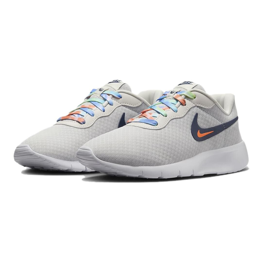 Кроссовки Nike Tanjun Kids Lifestyle Shoes GS Low-top, серый — фото 3