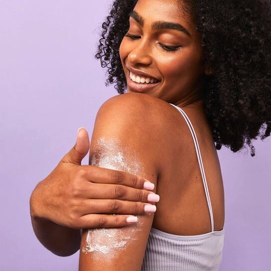 Набор для идеального ухода за телом, 3 шт. First Aid Beauty Bye Bye Bumps - Best of Body Kit — фото 2