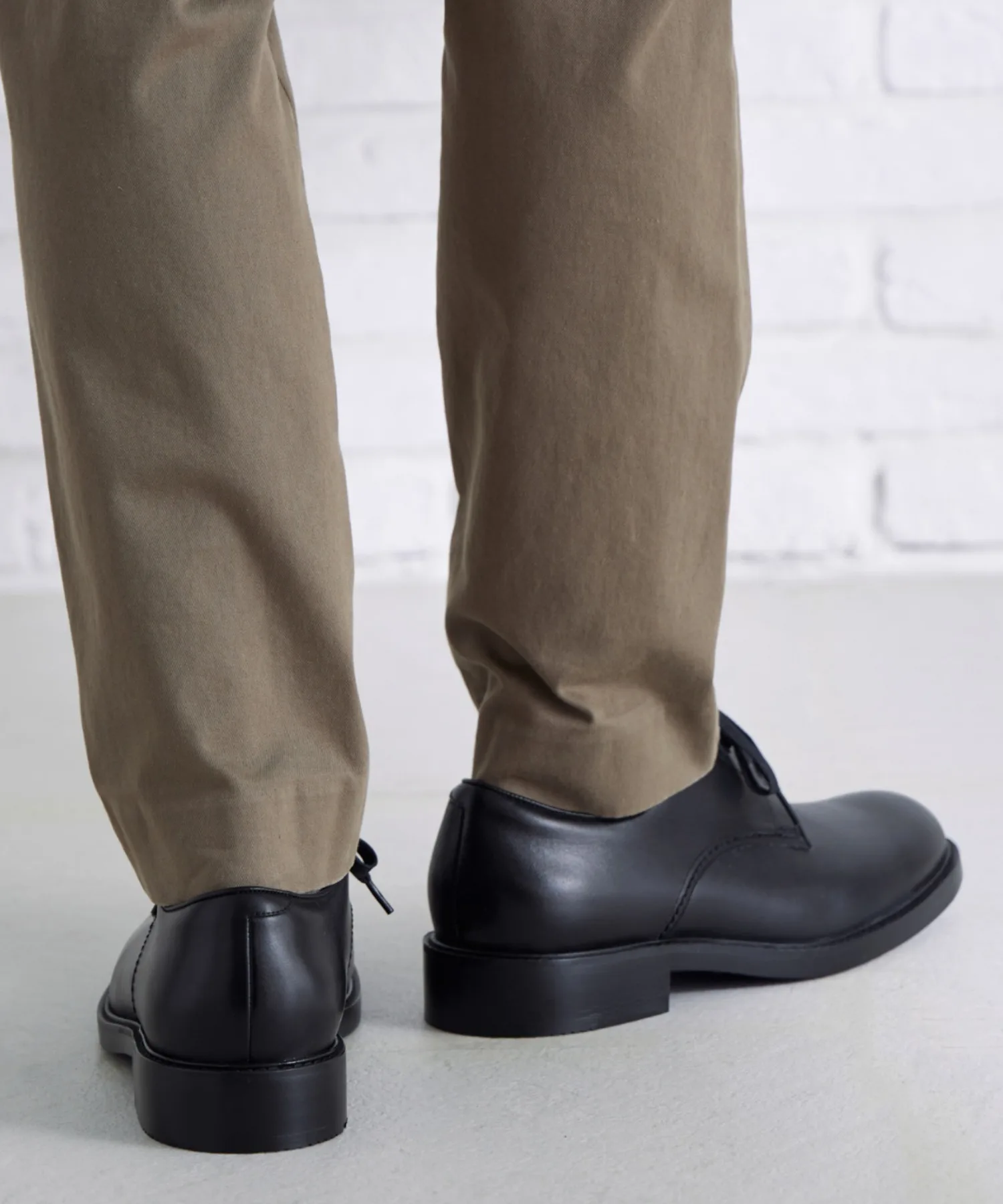 Мужские туфли GEL-BIZ ASICS WALKING с технологией GORE-TEX и амортизацией fuzeGEL черные — фото 3