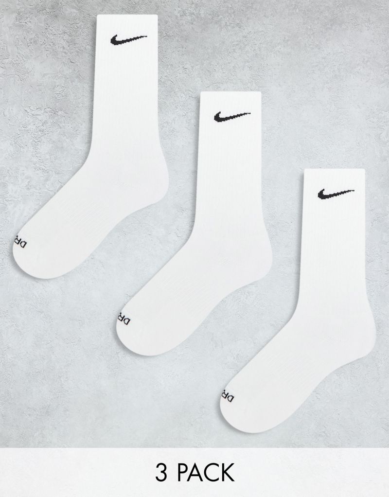 

Три пары белых носков Nike Training Everyday Cushioned Plus