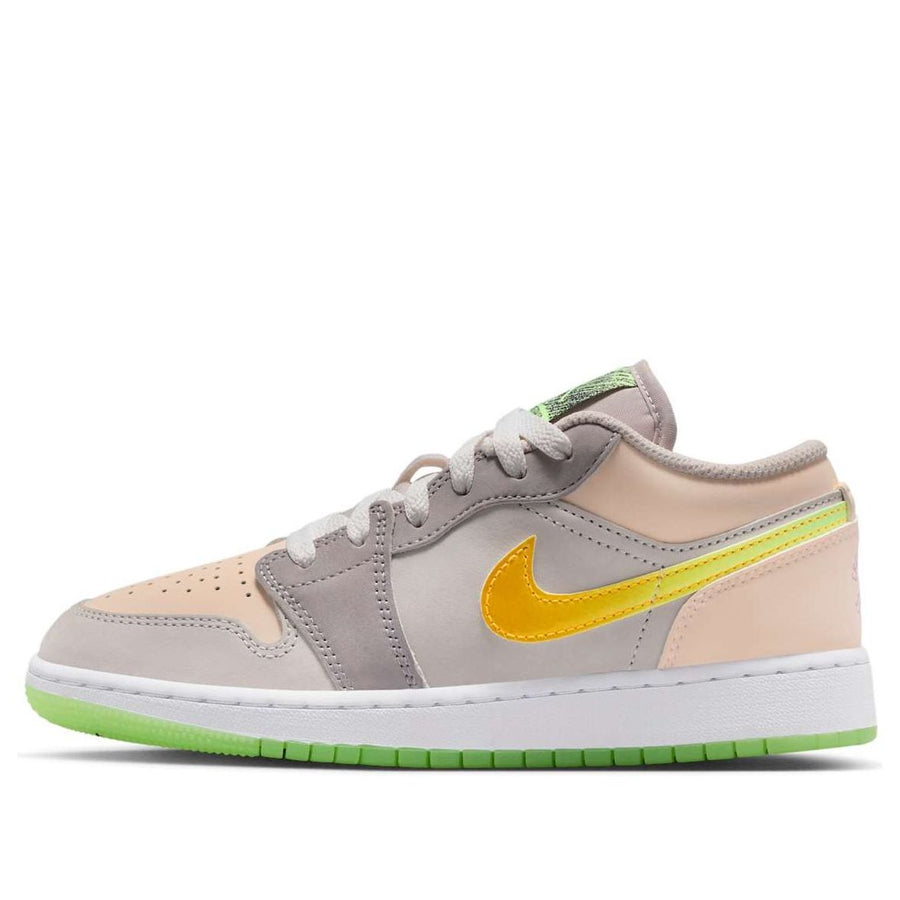 

Кроссовки (GS) Air Jordan 1 Low 'Erase Your Mistakes', серый
