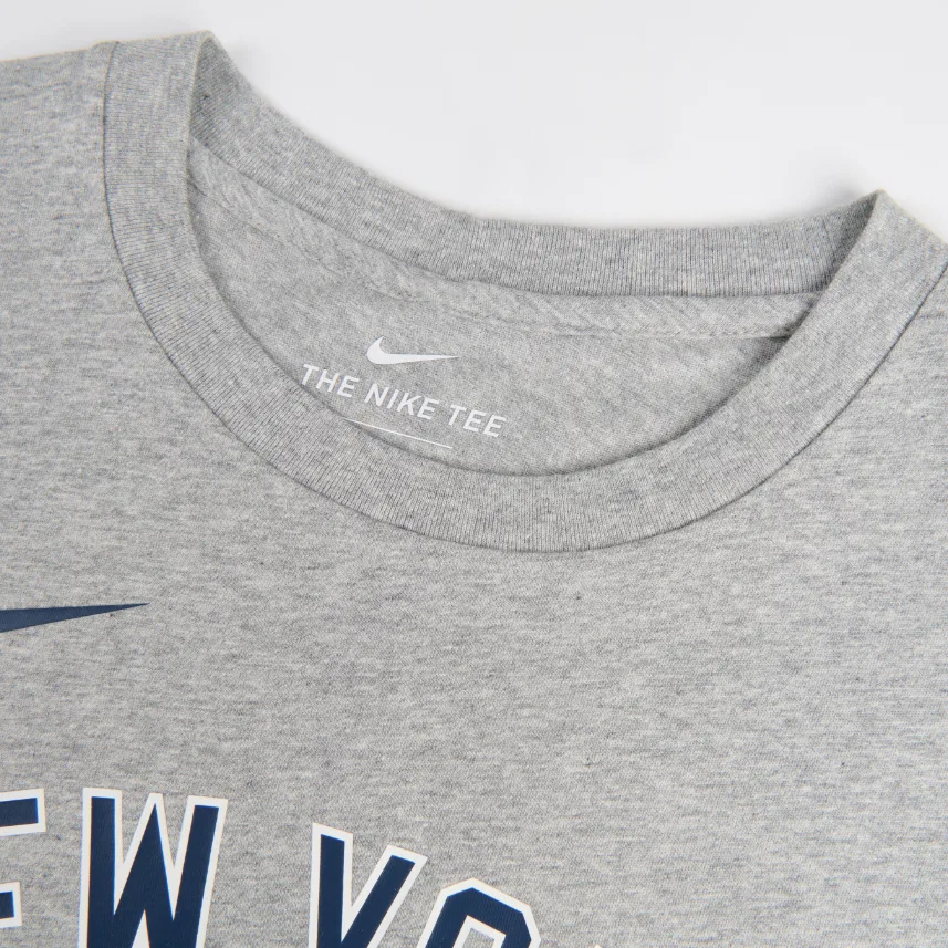 Футболка Nike MLB New York Yankees серая — фото 4