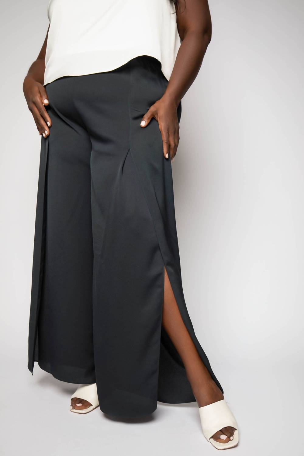 

Широкие брюки Statement в черном цвете NZT by NIC+ZOE