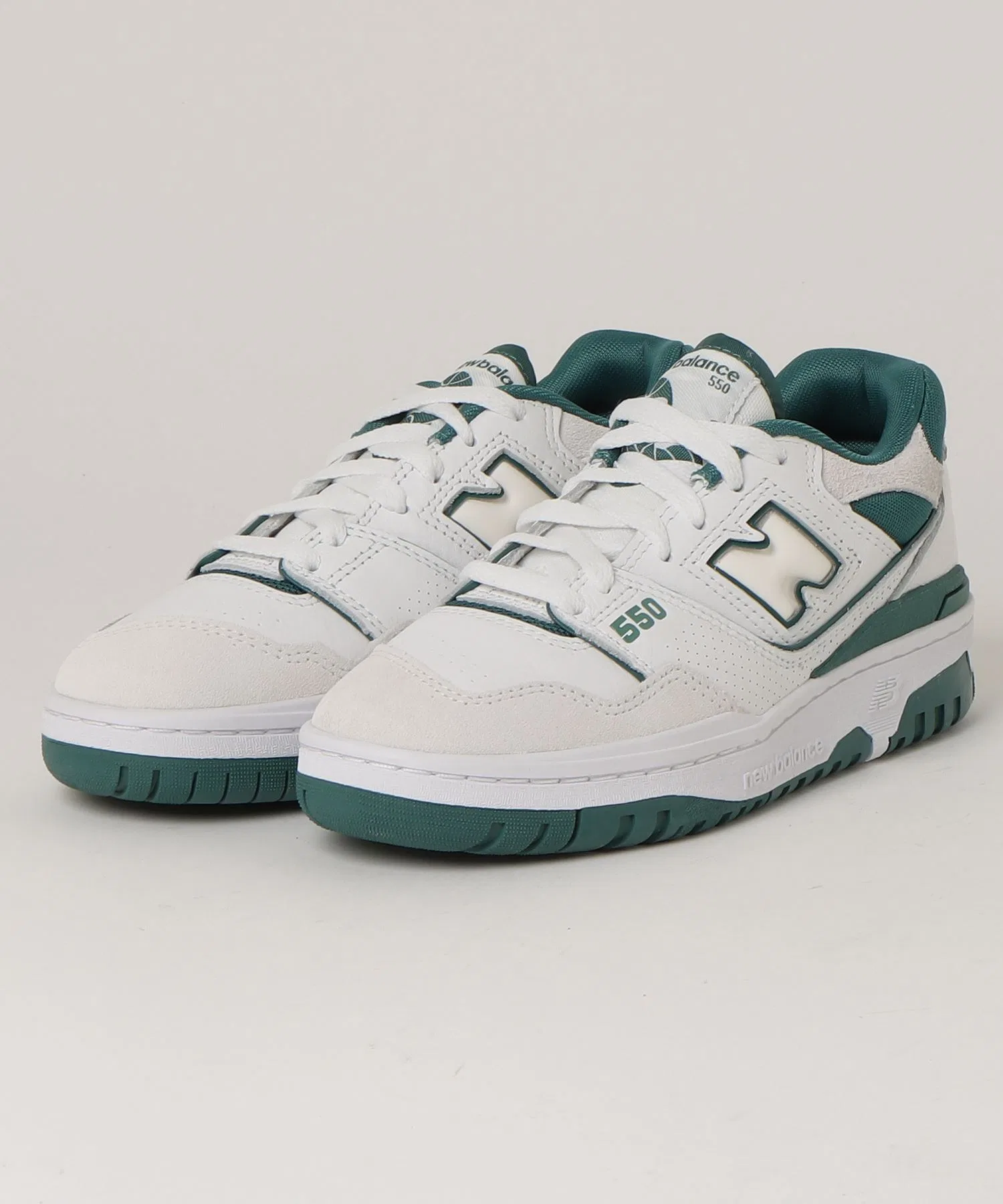 Мужские кроссовки New Balance 550 белые с зелёным