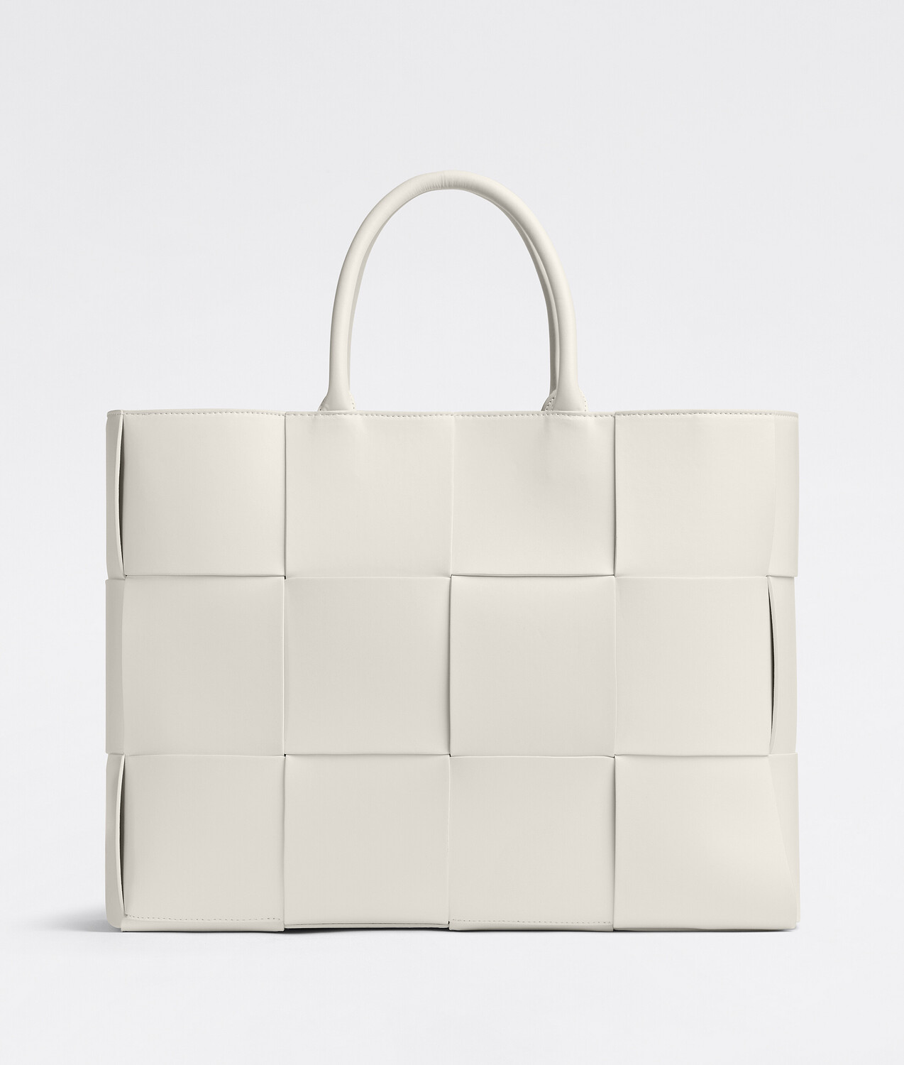 

Сумка-шоппер Bottega Veneta, белый