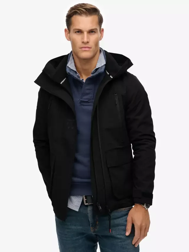 Ветровка с капюшоном и вышивкой, цвет Stealth Black Superdry