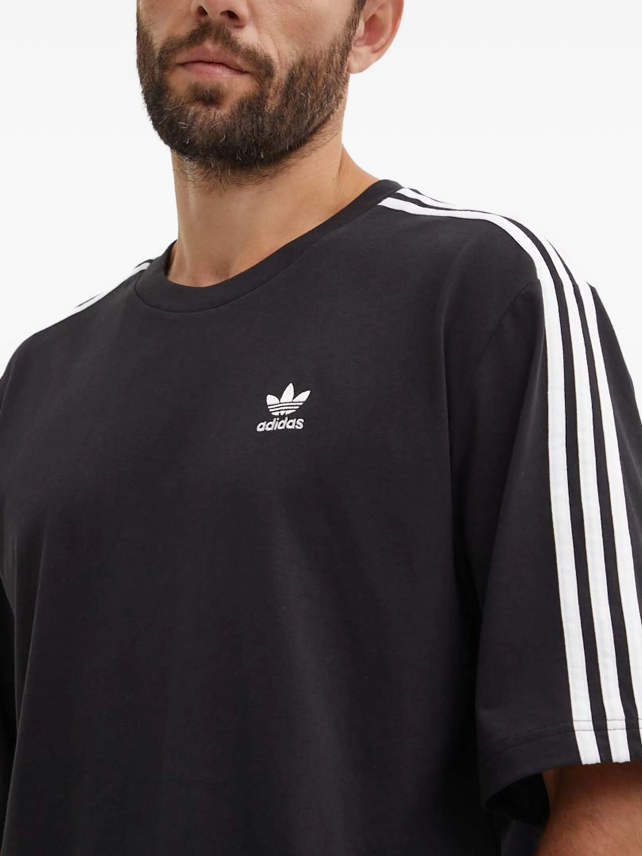 

Футболка с полосками и логотипом Adidas, черный