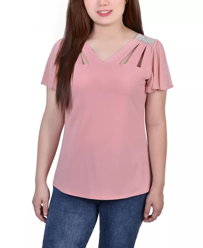 

Женский короткий топ с расклешенными рукавами, прорезями и камнями NY Collection, розовый