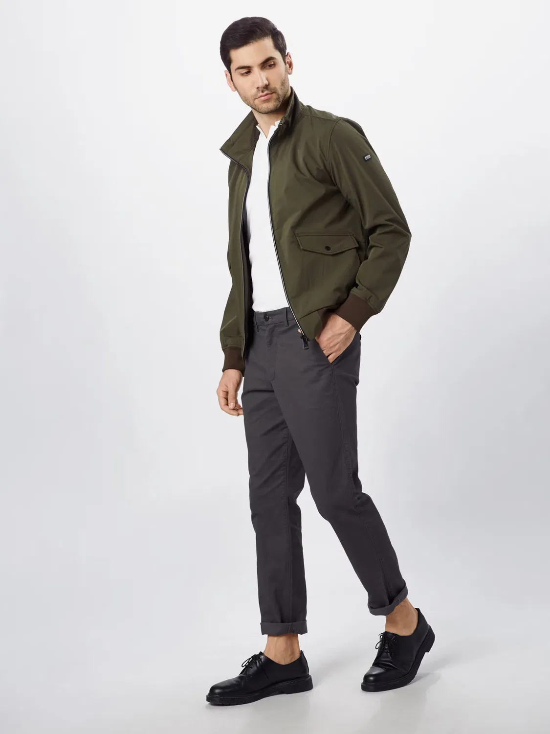 Зауженные брюки Gap Essential темно-серого цвета — фото 4