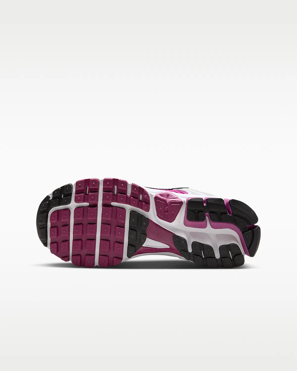 Детские кроссовки с отражающими элементами Nike Vomero 5, White/Pure Platinum/Hot Fuchsia/Metallic Platinum — фото 2