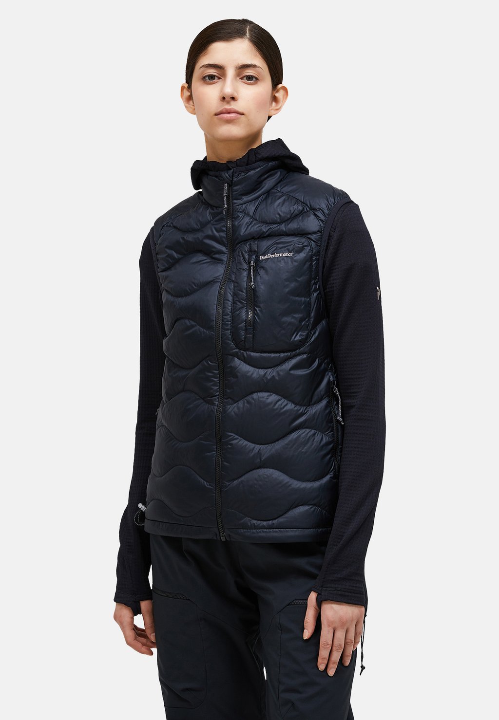 

Жилет W HELIUM UTILITY Peak Performance, черный