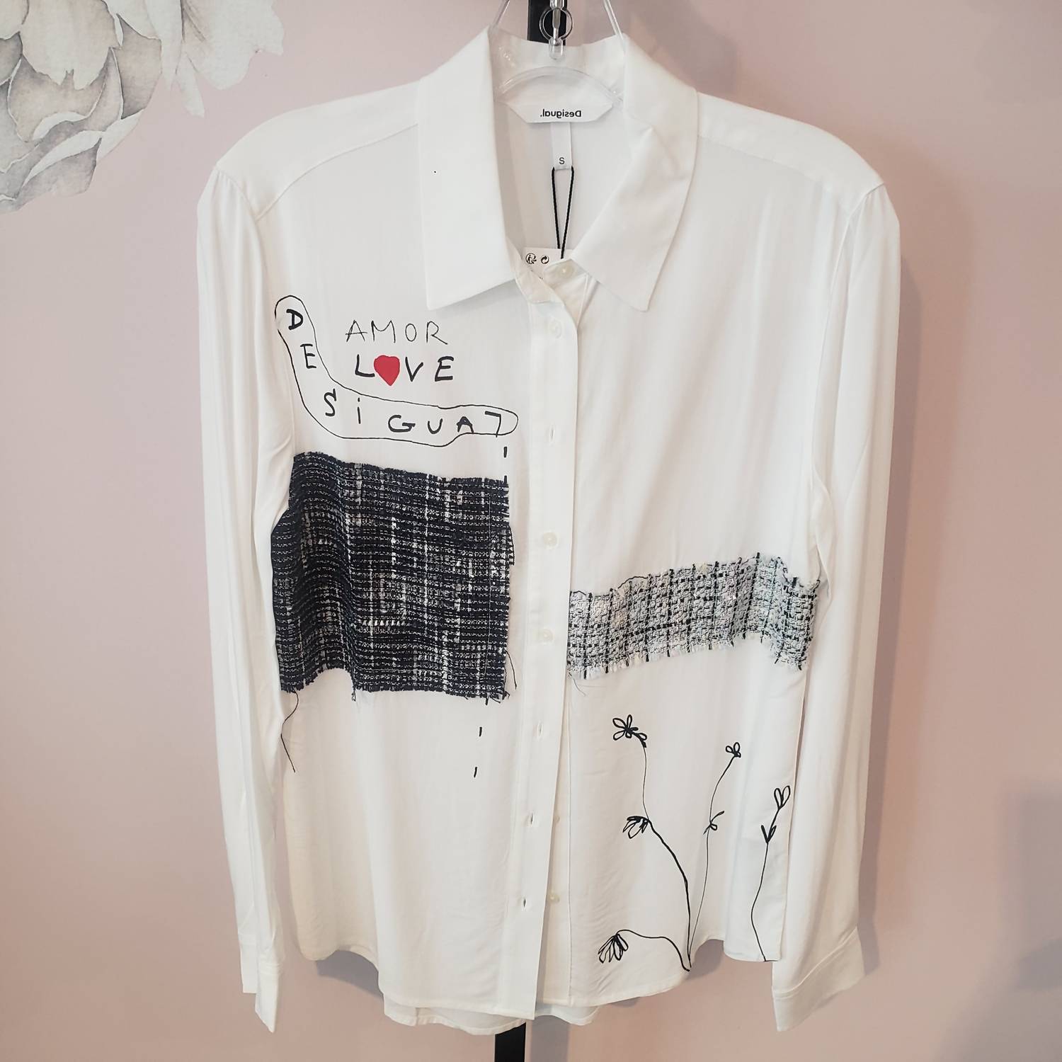 

Блузка Amor на пуговицах белого цвета Desigual