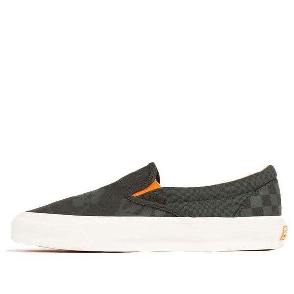 

Кроссовки porter-yoshida & co. x og classic slip-on lx 'forest night floral checkerboard' Vans, зеленый