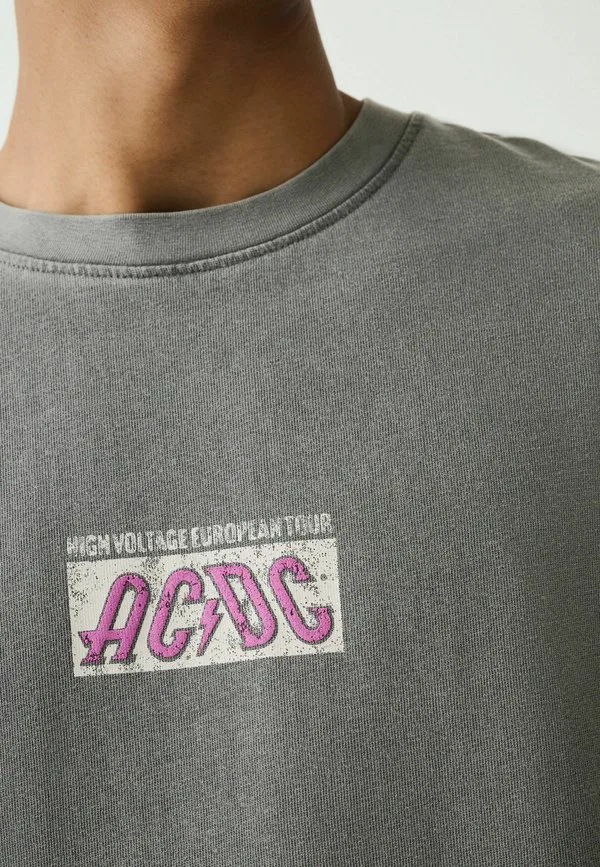 Лицензия на футболку с обычным принтом Next, Black Acdc — фото 4
