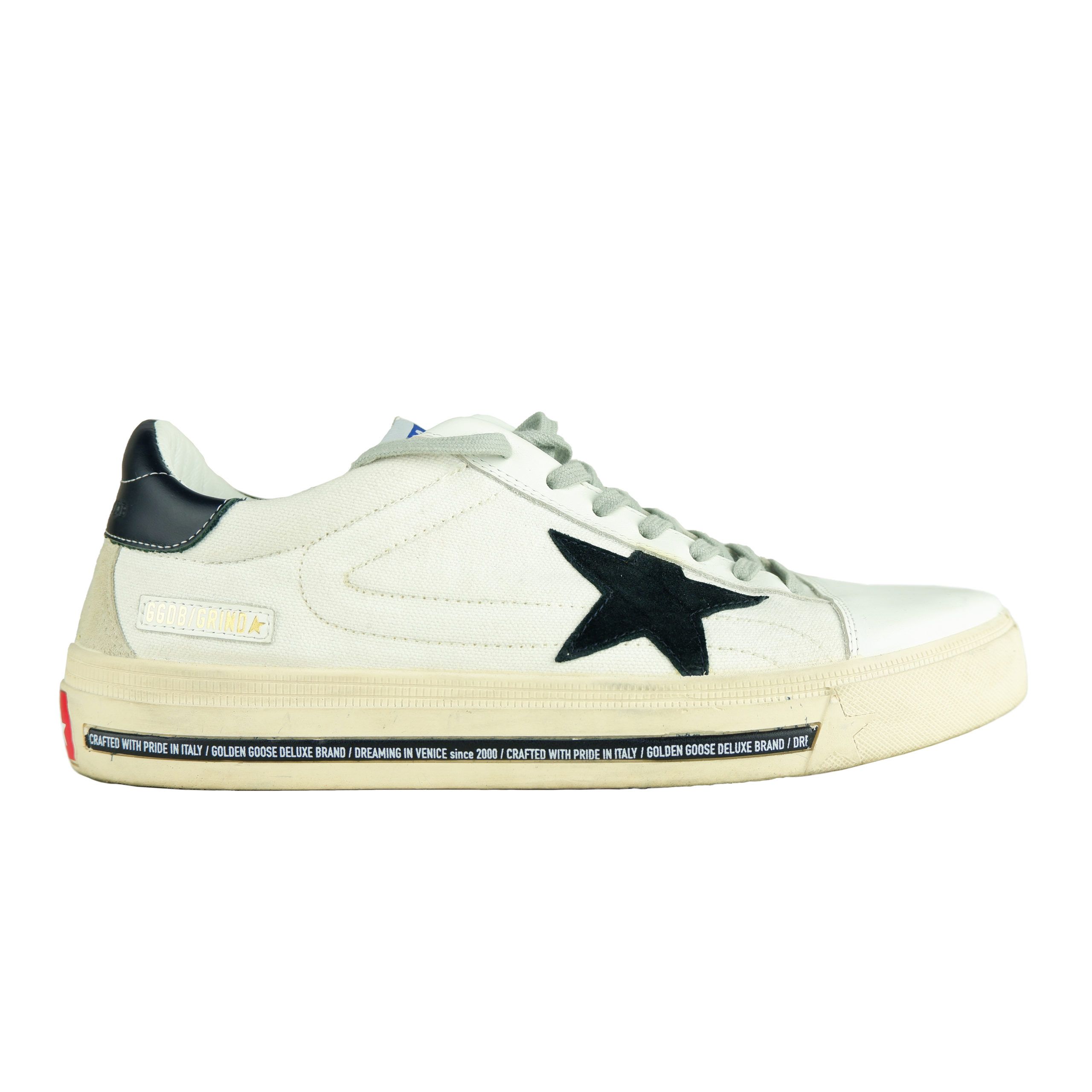 

Белые кожаные мужские кроссовки Golden Goose