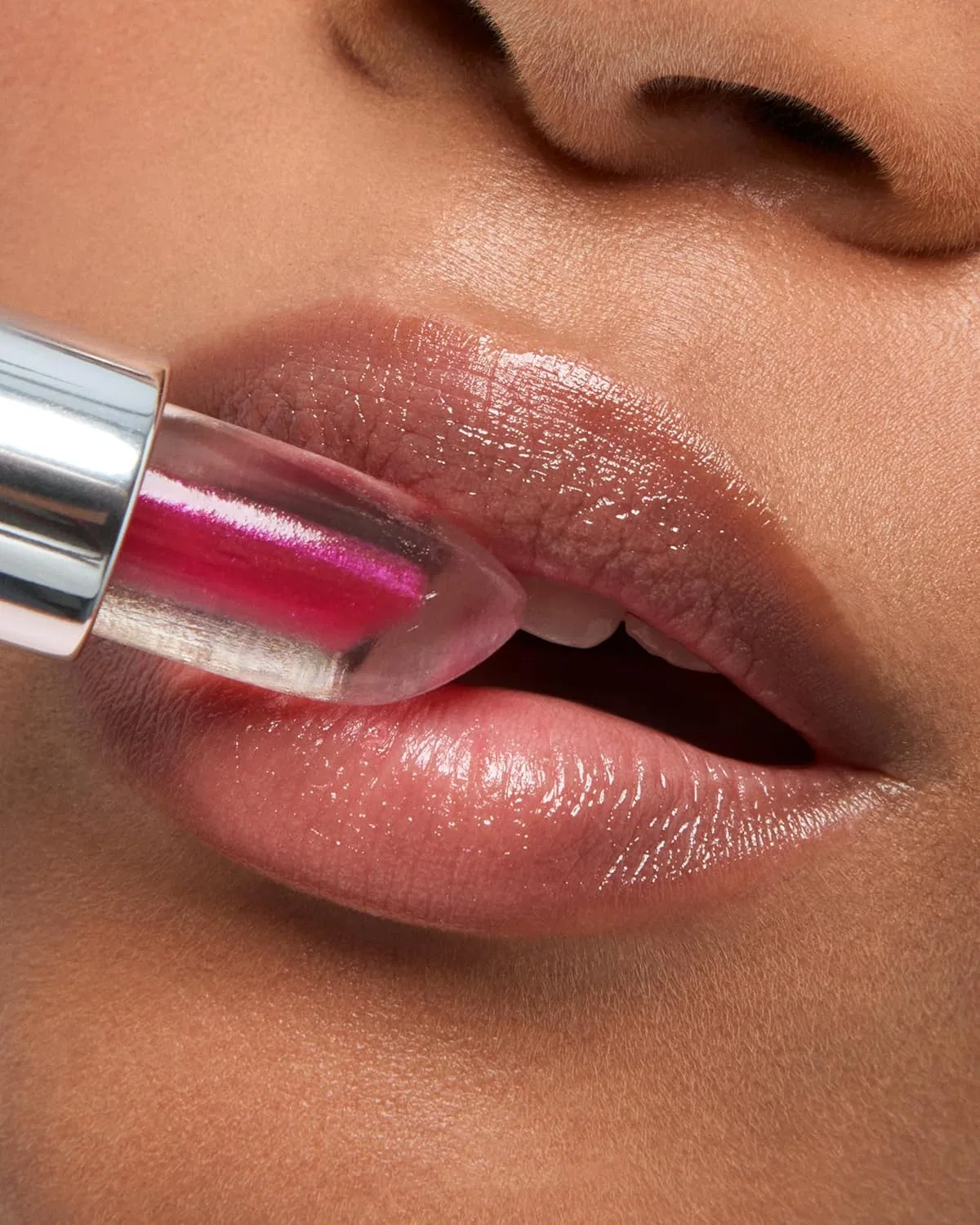 Питательный бальзам для губ «Secret Oil Core Lip Balm 01» от KIKO Milano Kiko Milano, 01 Pout Perfection — фото 3