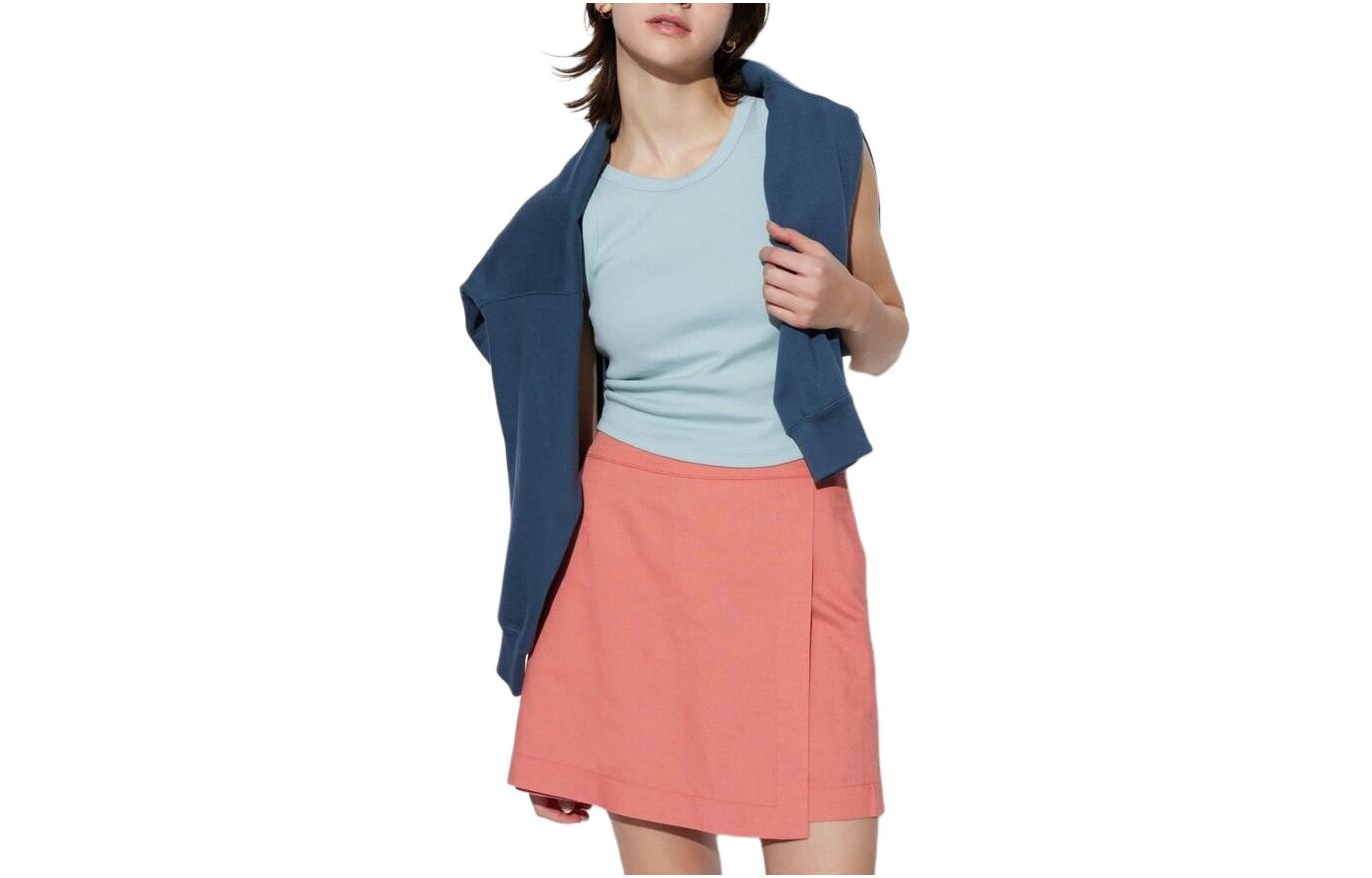 

Повседневные шорты женские оранжевые Uniqlo