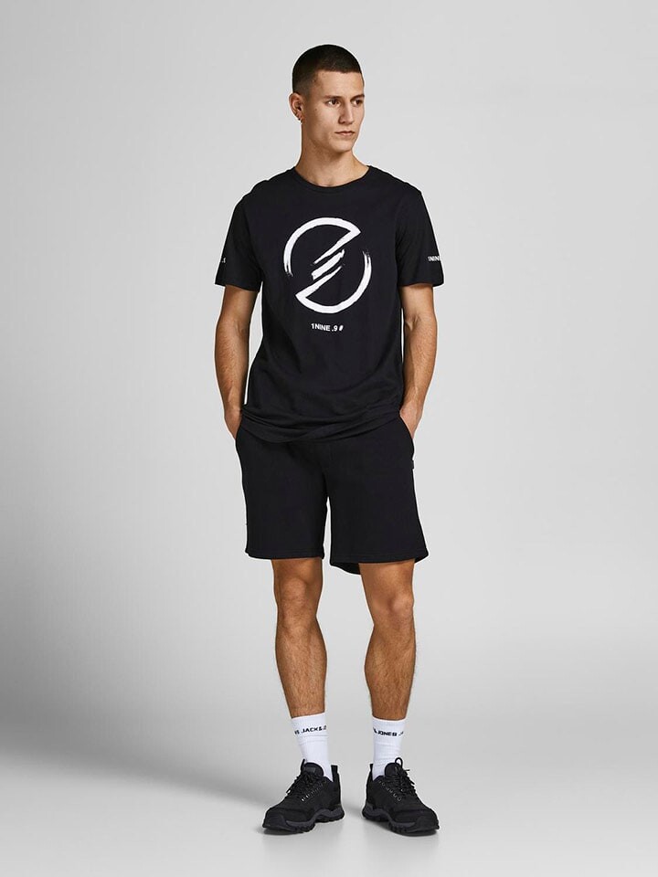 

Шорты Jack & Jones, черный