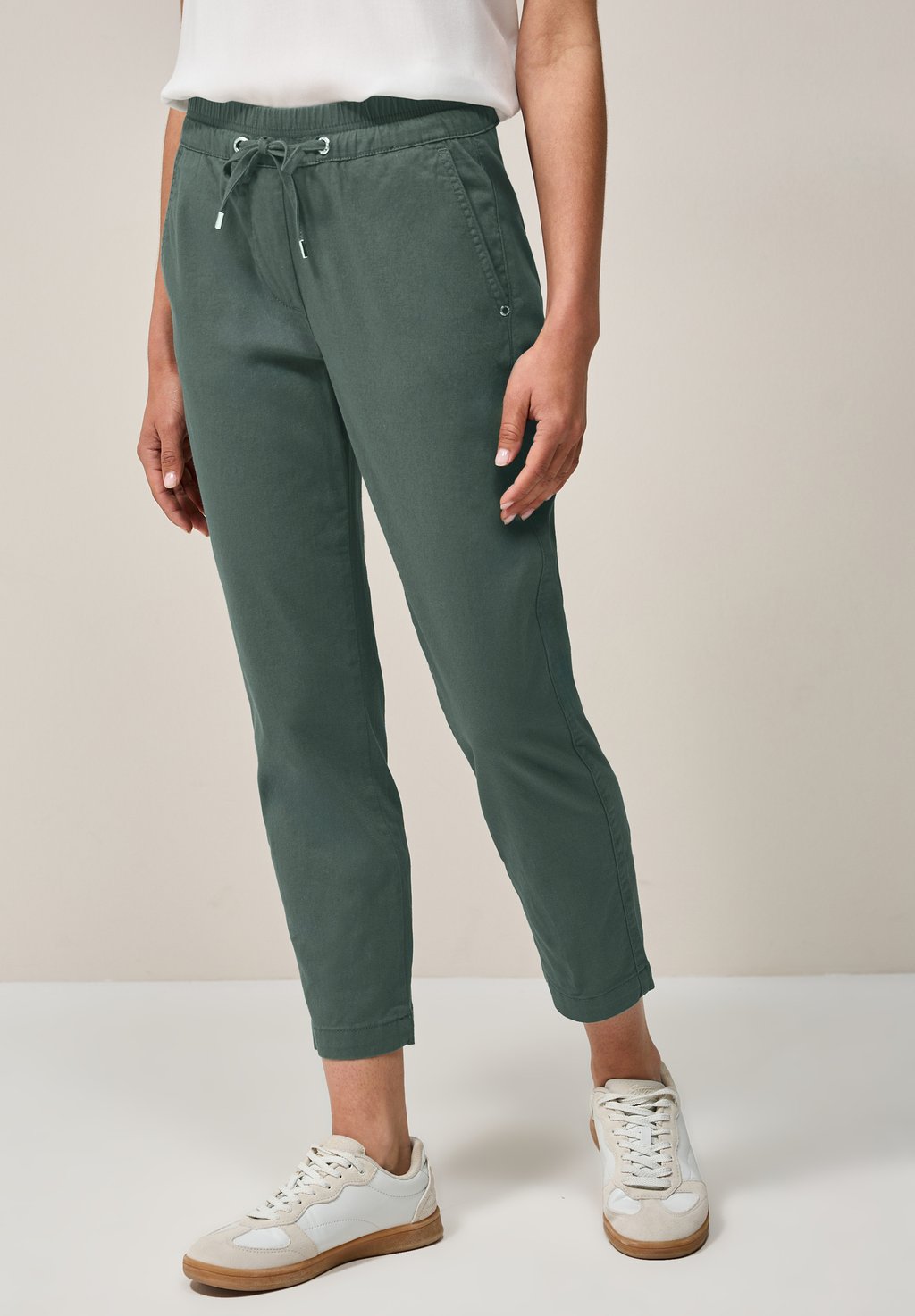

Брюки CASUAL FIT Cecil, зеленый