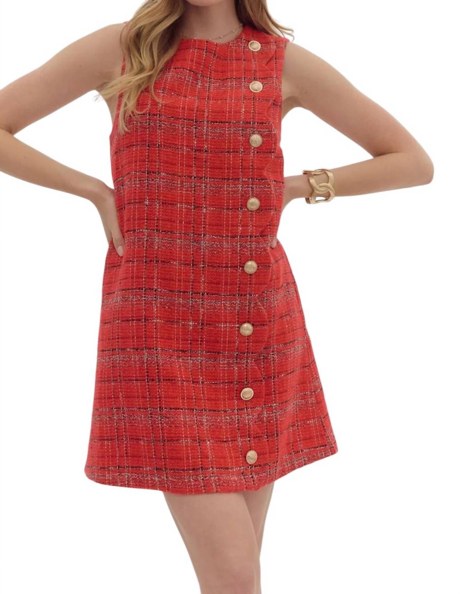 

Праздничное твидовое платье красного цвета entro