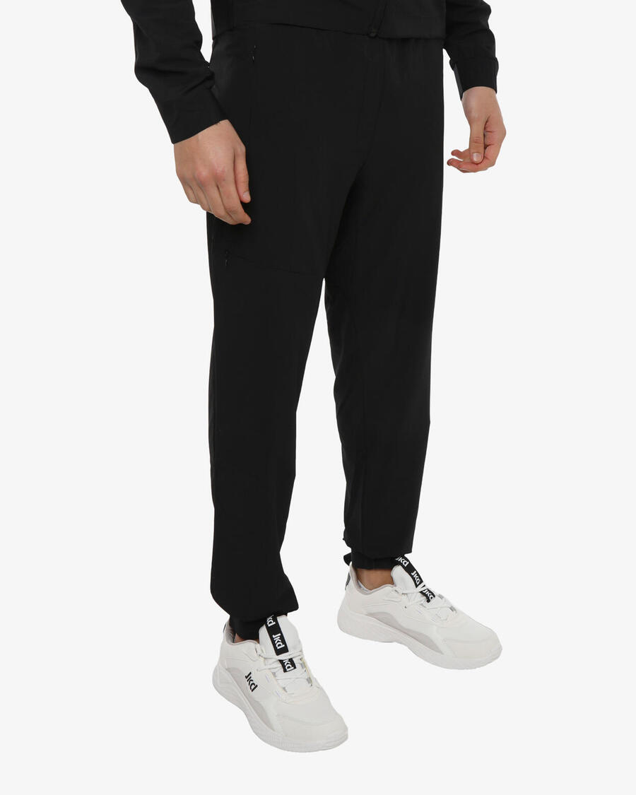 

JAKED Черные синтетические спортивные брюки для мужчин