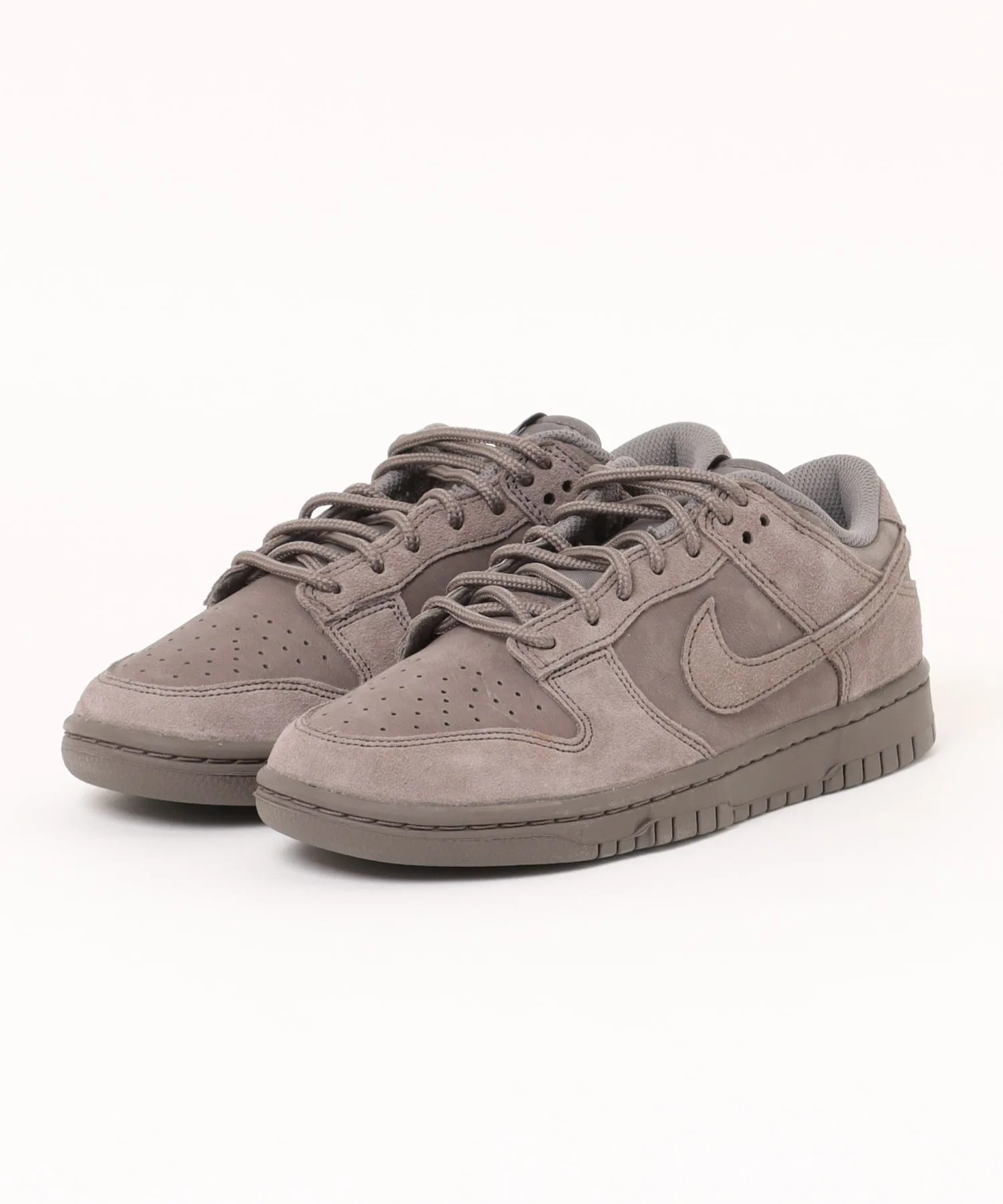 Мужские кроссовки из натуральной кожи Dunk Low Retro SE NIKE MIB6651 серые