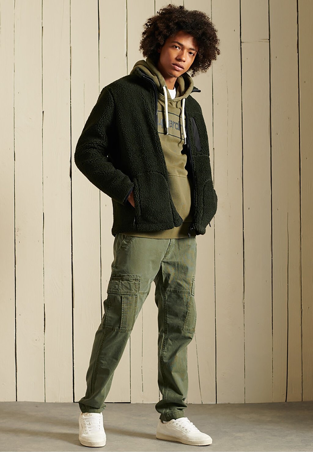

Брюки-карго CORE Superdry, цвет authentic khaki