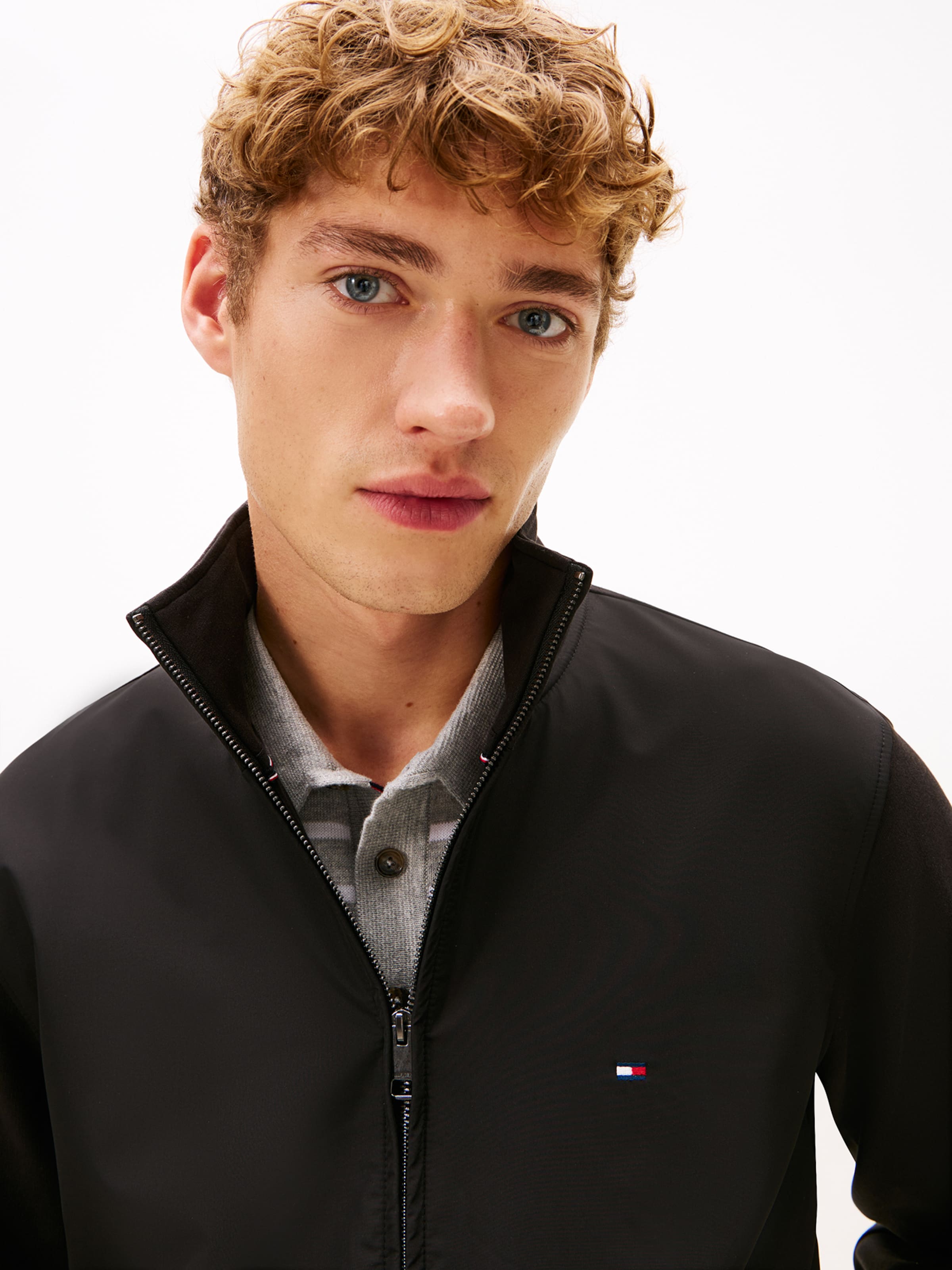 TOMMY HILFIGER Толстовка с молнией 'Essential' в черном цвете — фото 2