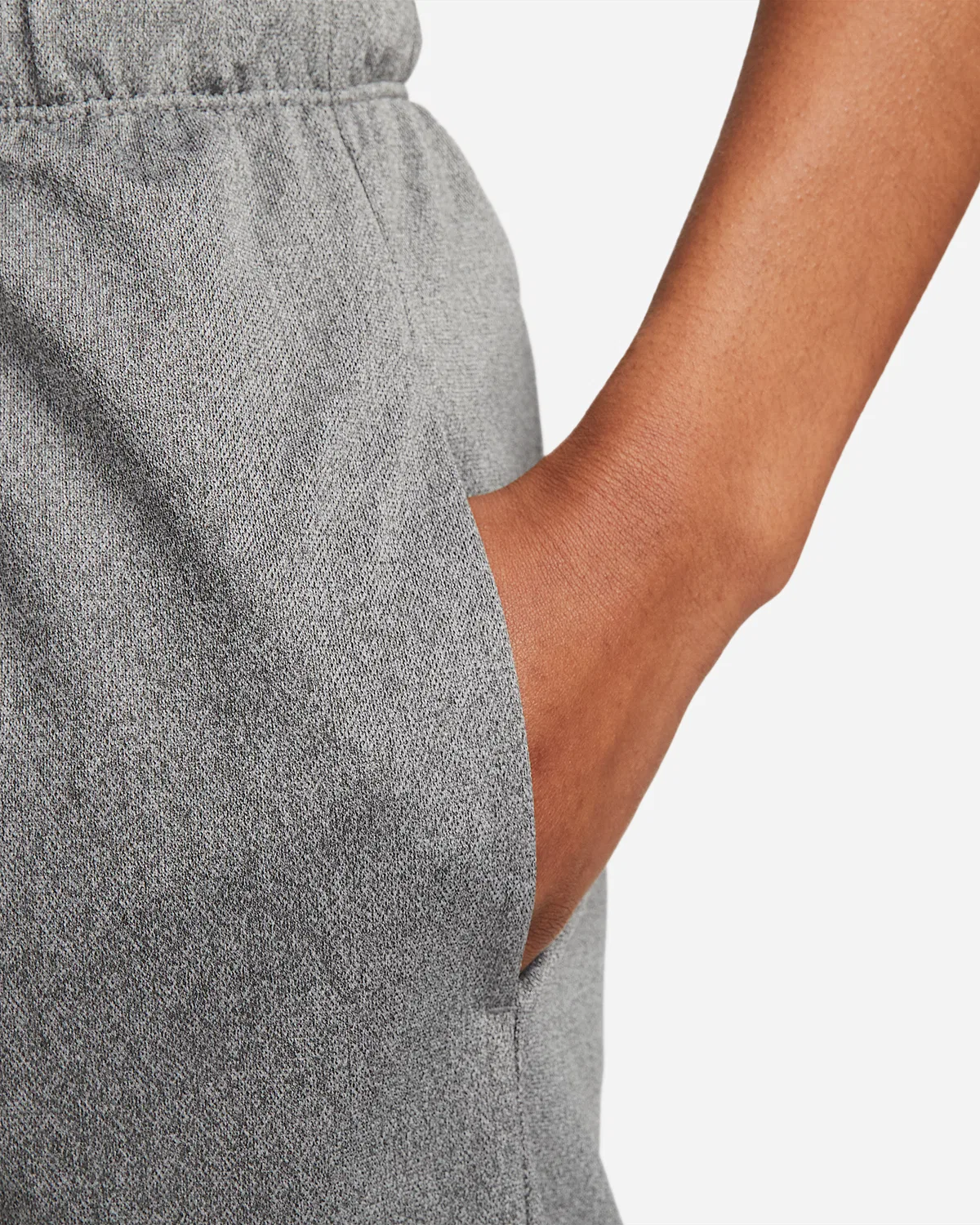 Женские шорты Nike Attack Dri-FIT для фитнеса, средней посадки, 5", без подкладки, Iron Grey/Heather/Light Iron Ore — фото 4