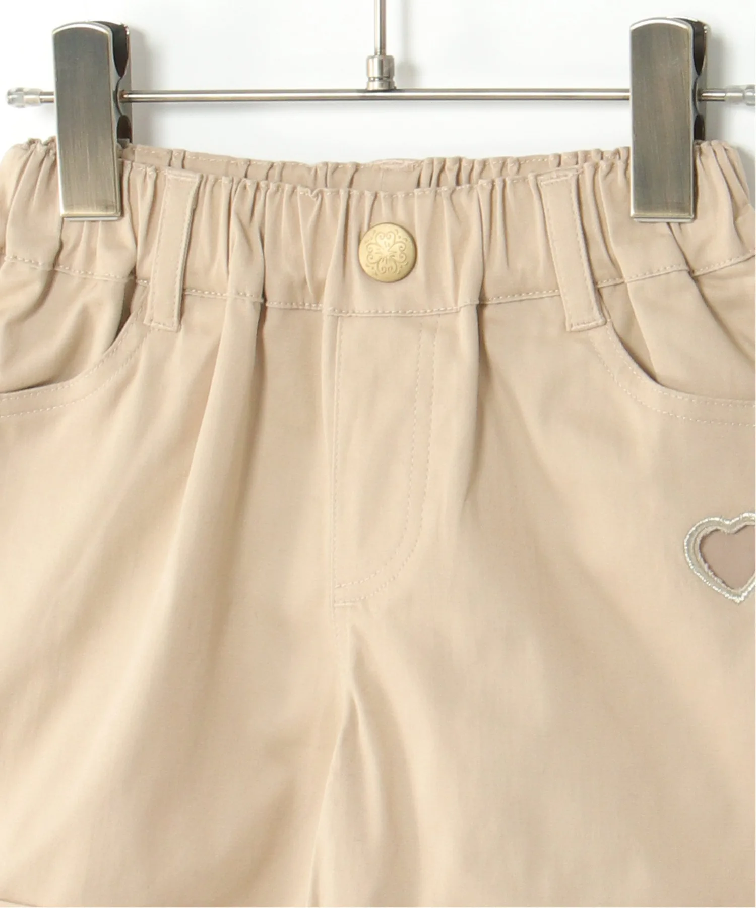 Детские шорты с вырезом-сердцем и вышивкой ikka beige — фото 4