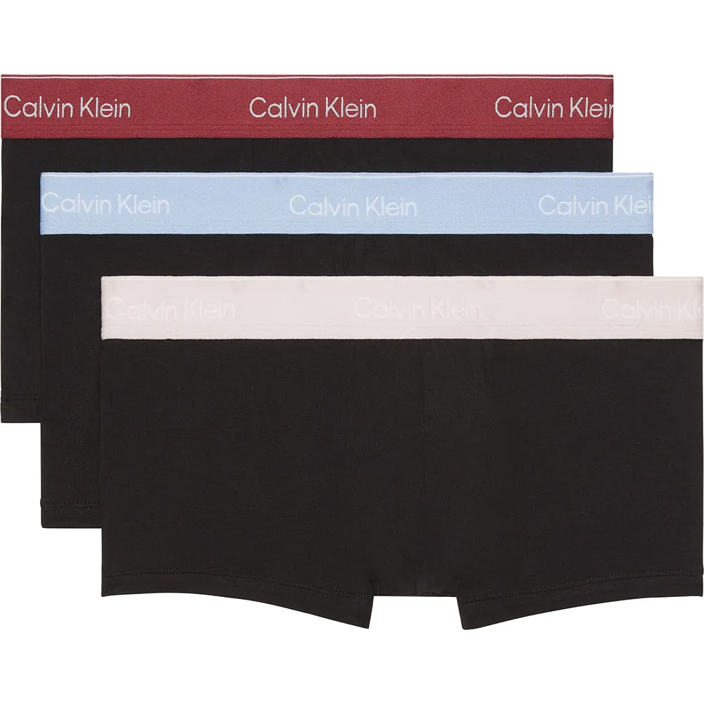 

Боксеры 3 шт Calvin Klein LV00NB4389 Trunk, черный